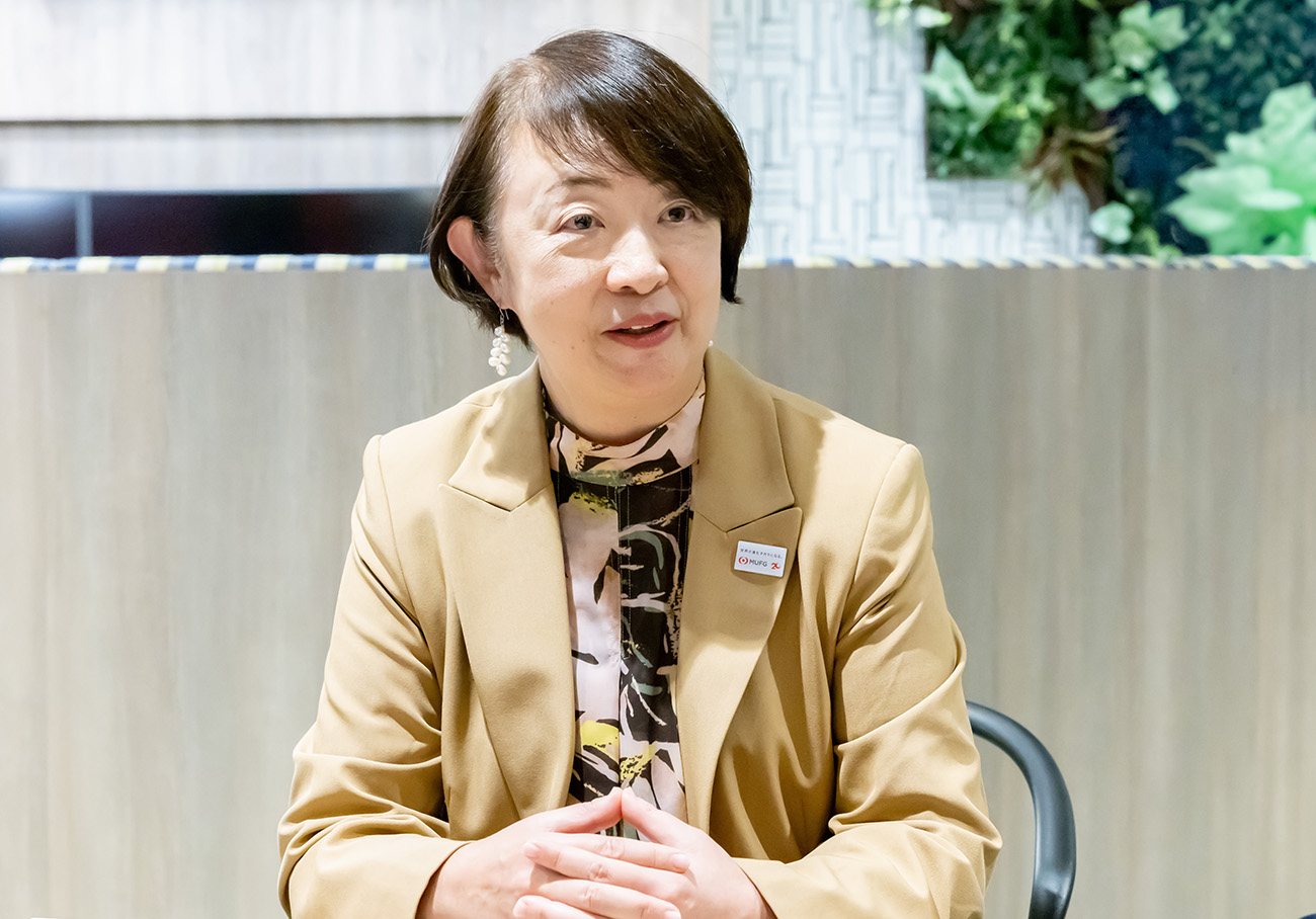株式会社三菱UFJフィナンシャル・グループ 経営企画部 ブランド戦略グループ 部長 チーフ・コーポレートブランディング・オフィサー 飾森亜樹子氏