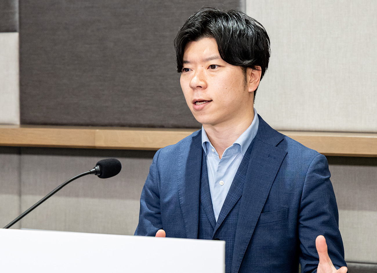 望月 一矢氏