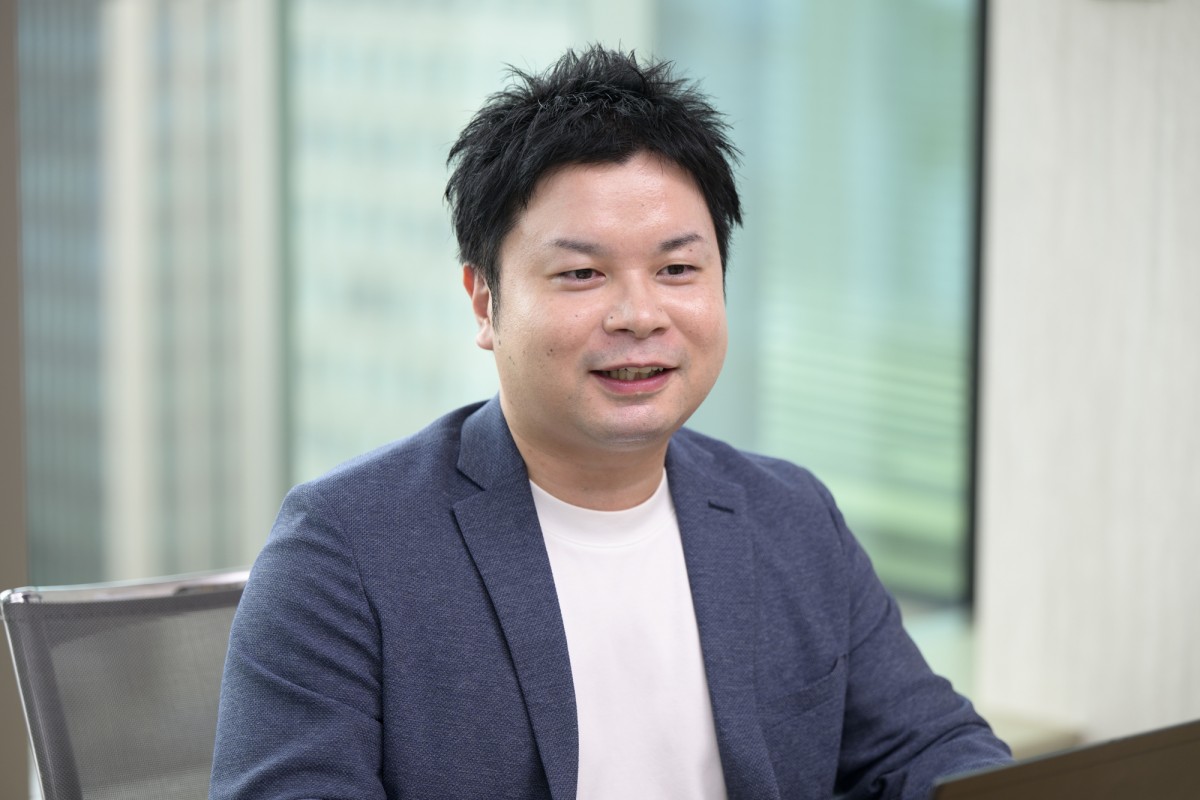 湯坐 豪人氏