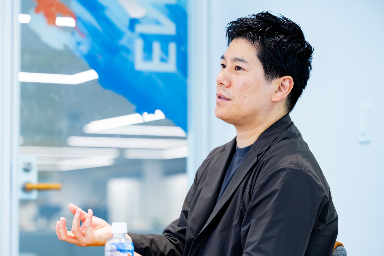 小林 祐児氏